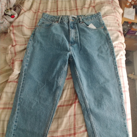 𝚉𝚊𝚛𝚊 𝙼𝚘𝚖 𝙹𝚎𝚊𝚗𝚜 𝙽𝚆𝚃 - Picture 6 of 6